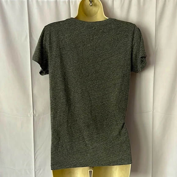 Obey Worldwide Propaganda Cute Gray Floral T-shirt Top **Size M** - Picture 2 of 4